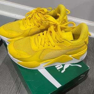 Puma Sneakers